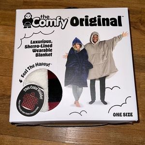 Original Comfy!! Red and Black PLAID color with White. BRAND NEW!! $30